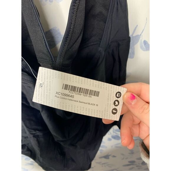 Boohoo Plus Control Halterneck Swimsuit Black Size 12 - Picture 7 of 8